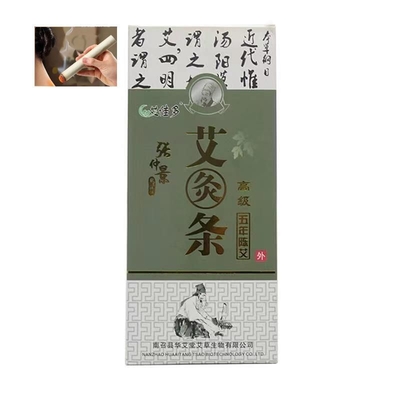 Schmerzlinderung durch chinesische Mugwort Moxibustionsstange