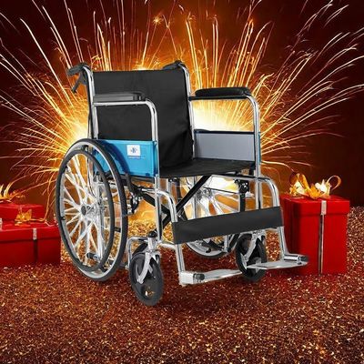 Leichtgewichtiger klappbarer Rollstuhl mit Kommodenlehnen